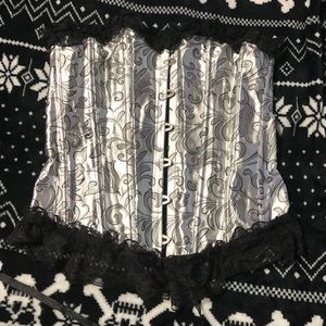 Shiny Silver metal boned corset! Boudoir sass!